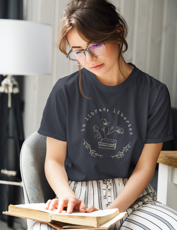 Mens Womens Dark Academia Aesthetic Outfits In Libras Libertas Shirt