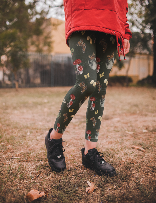 Dark Cottagecore Aesthetic Meadow Leggings – Lucida Mystica